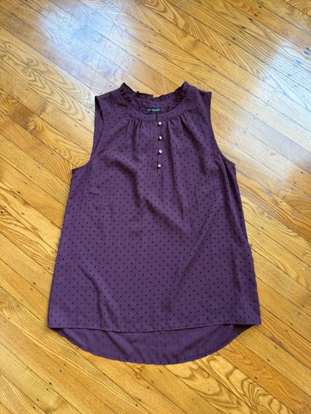 Sleeveless blouse - purple + black polka dot